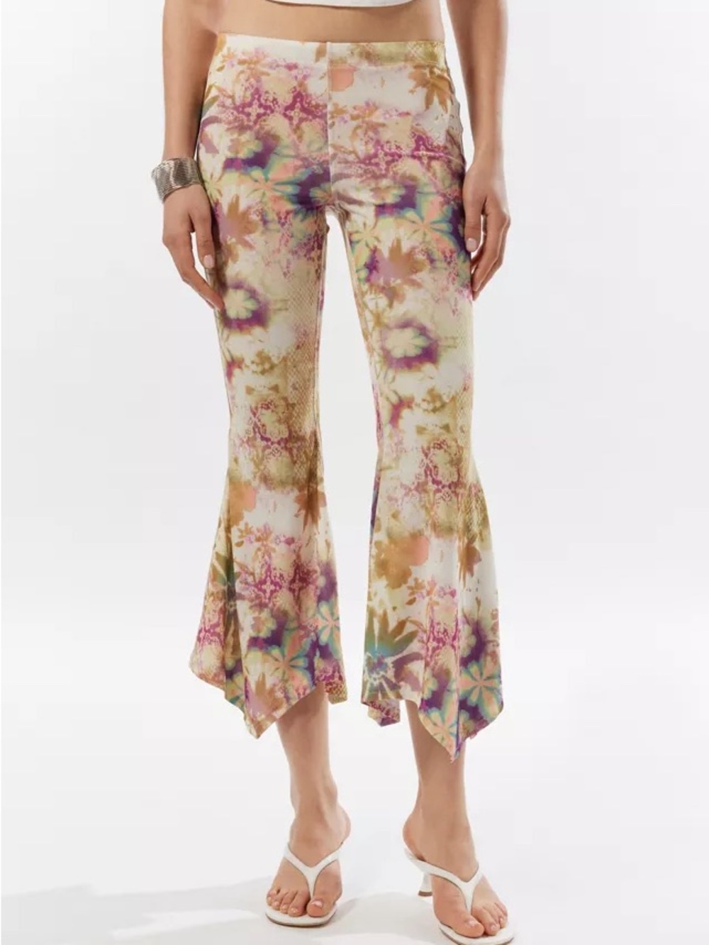Nwot silence + noise Tina flare Cream Multicolor Floral Flare Pants